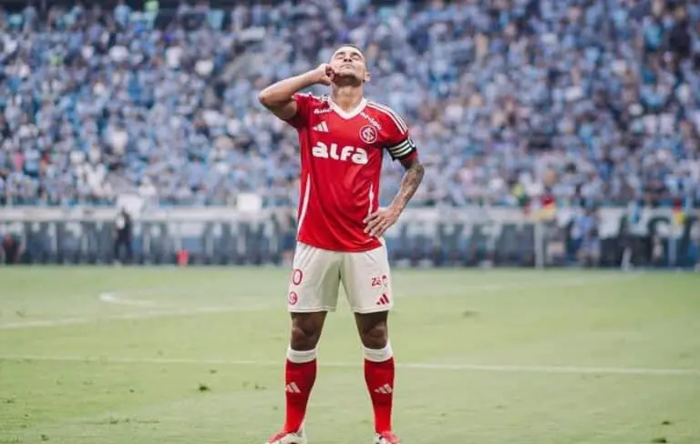 Alan Patrick Internacional