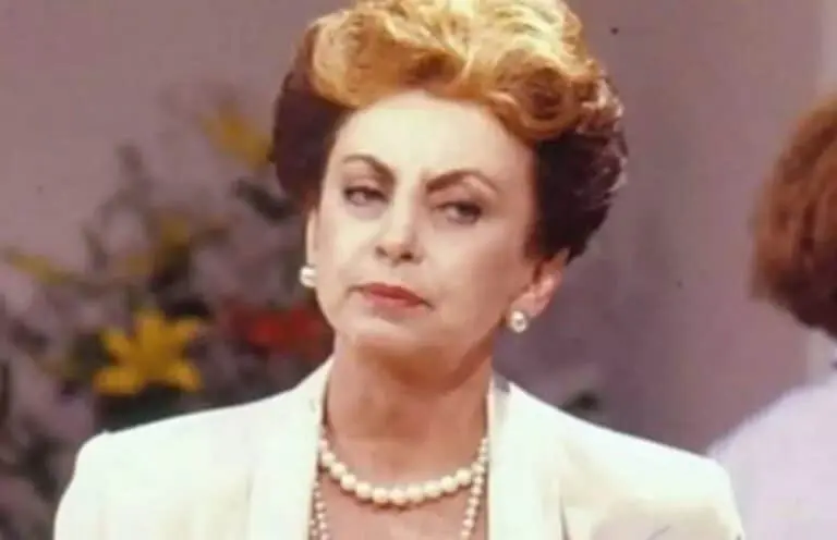 Beatriz Segall (1926-2018) como Odete Roitman em Vale Tudo