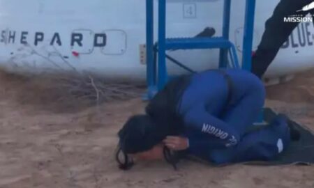Katy Perry and all-female crew make history in Blue Origin flight