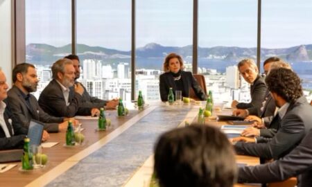 Cena com odete em Vale tudo.