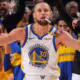 Curry-pelo-Golden-State-Warriors