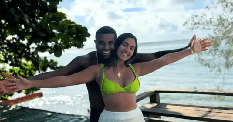 Davi Brito e namorada