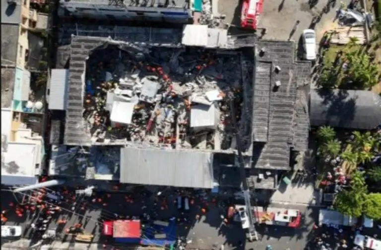 Collapse at Jet Se