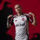 Flamengo lança novo uniforme para a temporada 2025