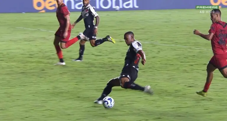 Golaço de Rayan Vasco - Foto: SporTV
