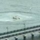 Helicóptero no rio em Nova York