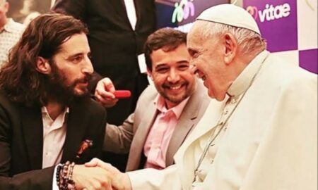 Jonathan Roumie and Pope Francis