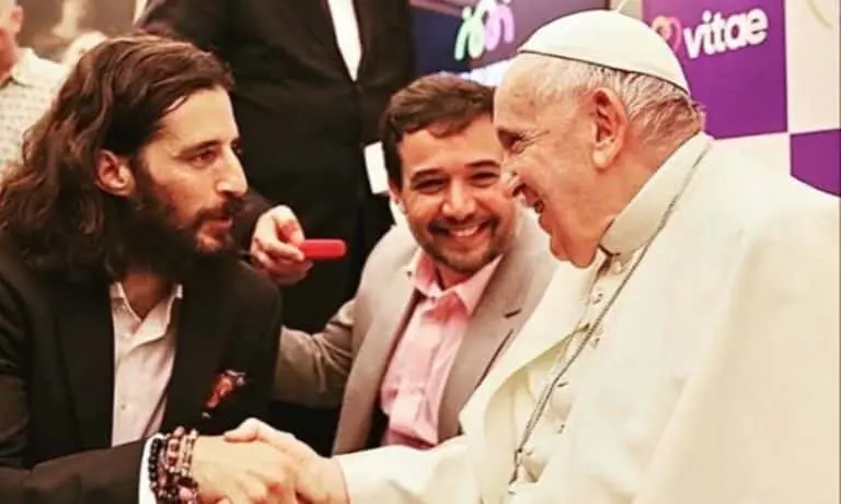 Jonathan Roumie and Pope Francis