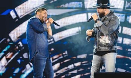 Jorge e Mateus no show da turnê especial de 20 anos Alisson Demetrio e Cadu Fernandes Divulgação