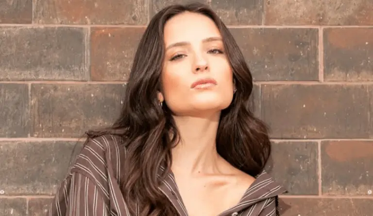 Larissa Manoela