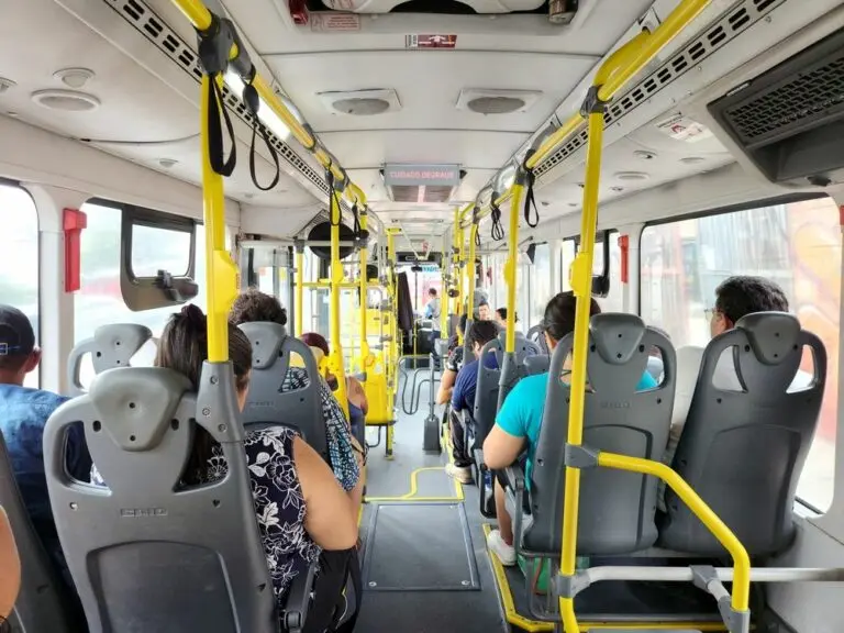 Ônibus
