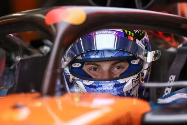 Verstappen elogia Piastri e vê ecos do pai na mentoria de Webber na F1 2025