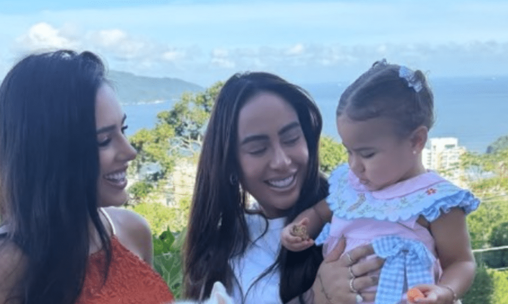 Rafaella Santos celebra chegada de Mel, quarta sobrinha, em parto emocionante