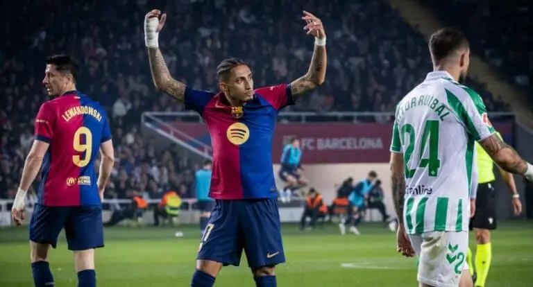 Raphinha Barcelona Betis - Foto: x.com/fcbarcelona_br/