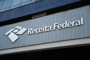 Receita Federal detalha erros que impedem envio da Declaração de Imposto de Renda 2026