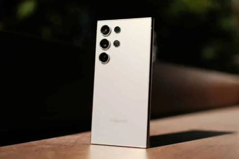Samsung S24