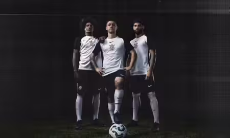 Talles Magno, Yuri Alberto e Garro com nova camisa do Corinthians — Foto Divulgação Nike