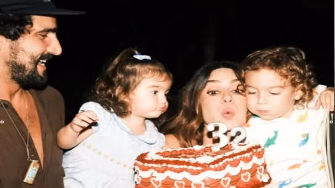 Thaila Ayala e Família