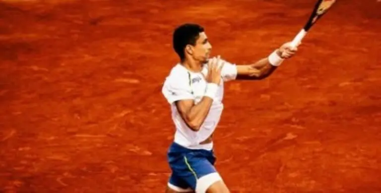 Thiago Monteiro.