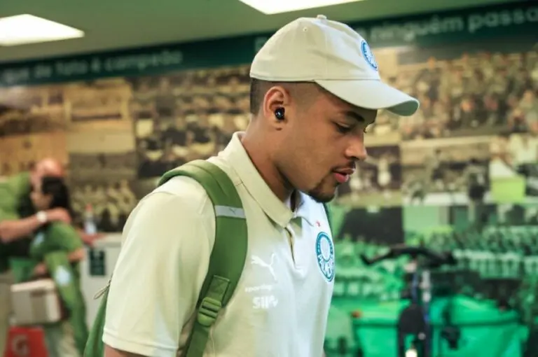 Vitor Roque