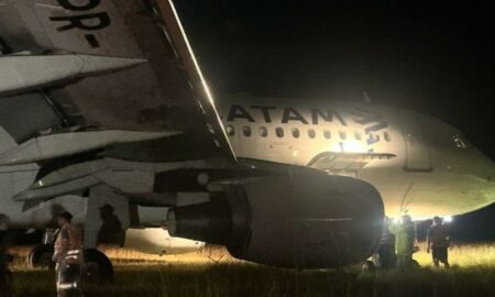 Voo da Latam sai da pista