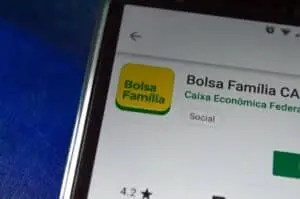 Pagamentos do Bolsa Família em agosto de 2026 serão adiantados para 160 municípios em emergência