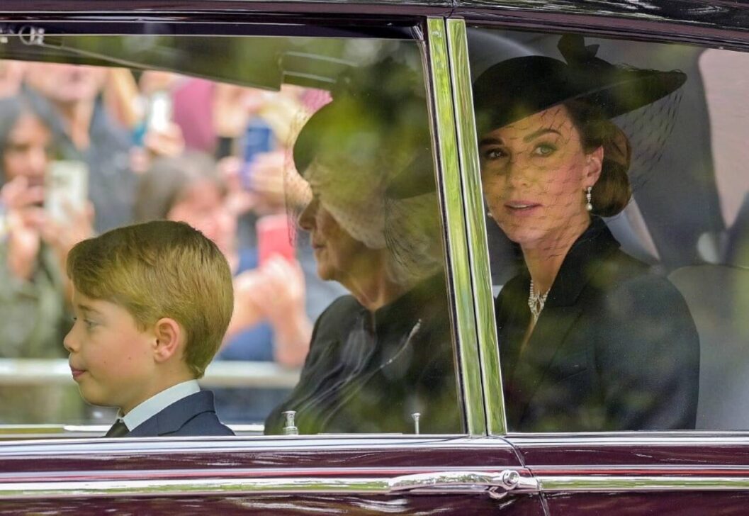 kate Middleton Prince George ande Queen Camilla