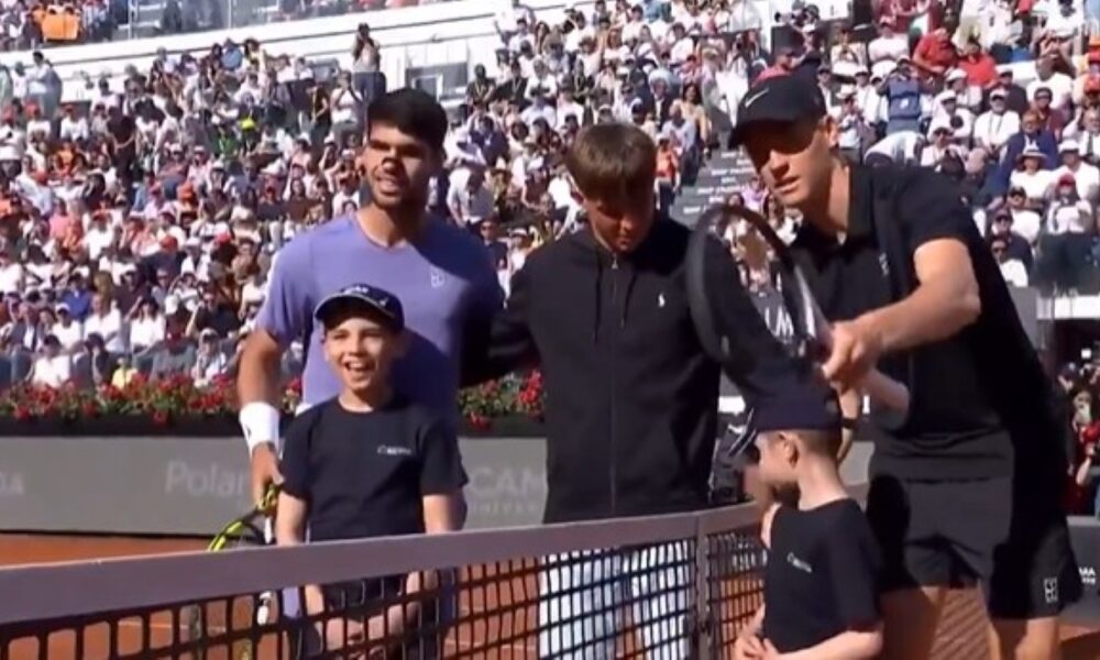 Jannik Sinner x Carlos Alcaraz compete in the Rome Masters 1000 final: match details and live broadcast