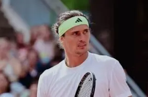 Alexander Zverev debuteert met overwinning op Mariano Navone tijdens de Madrid Masters en behaalt 22 overwinningen in 2026
