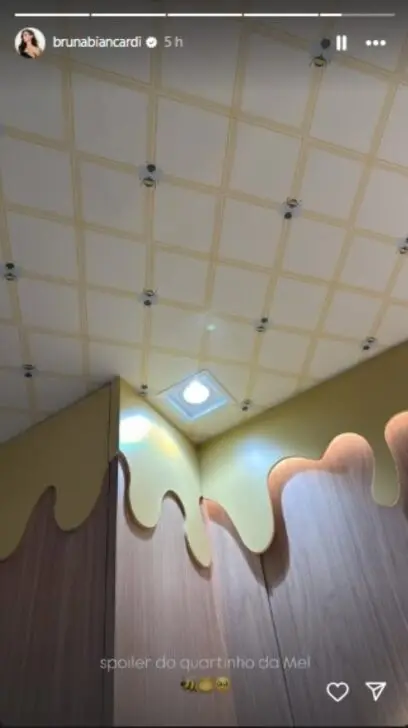 Bruna dá spoiler do quarto da filha Mel