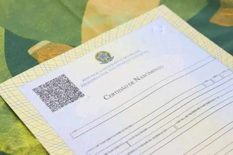 Certidão de Nascimento