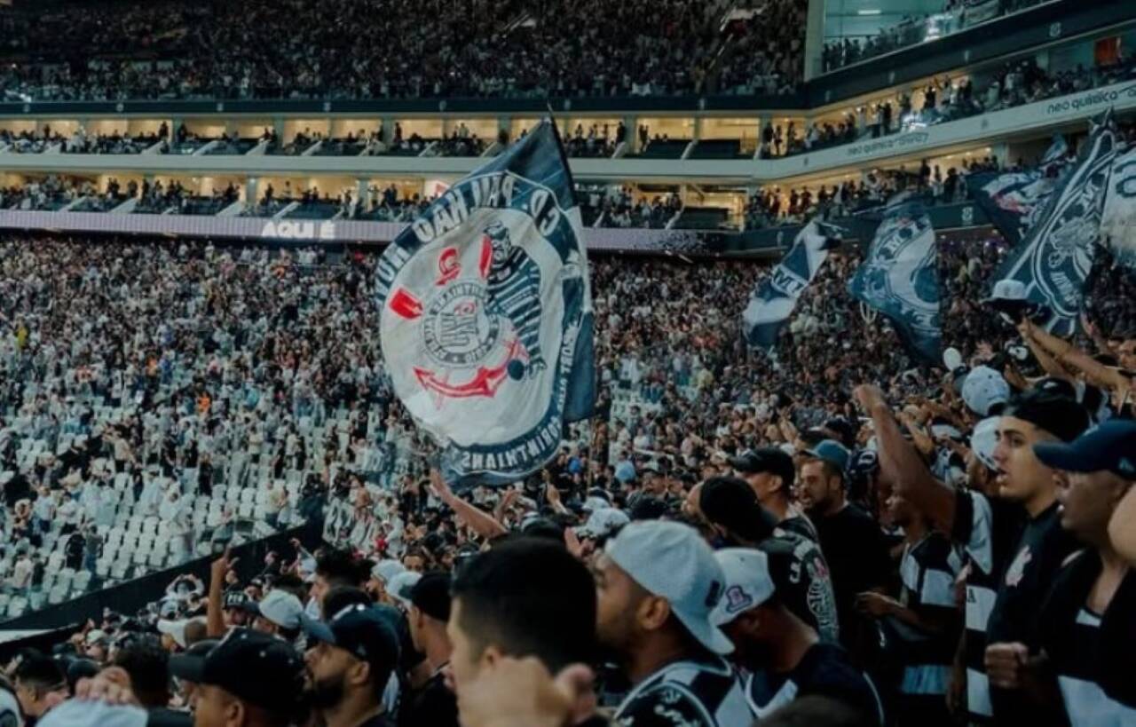Escalação confirmada Corinthians x Santos: jogo hoje ás 16h pelo Campeonato Brasileiro
