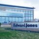Edward Jones Divulgação