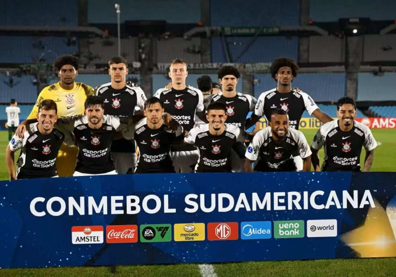 Corinthians assume vice-liderança na Sul-Americana e depende de si para playoffs