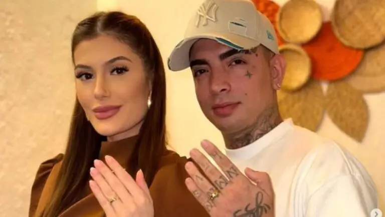 Fernanda Stroschein e MC Guimê