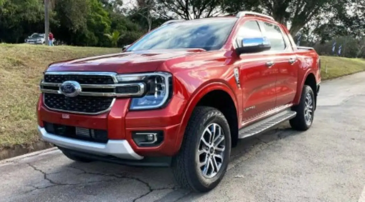 Ford convoca recall de Ranger 2024 e 2025 por falha no sistema antiesmagamento