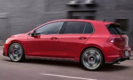 Novo Golf GTI chega ao Brasil em 2025 com motor 2.0 turbo e design atualizado