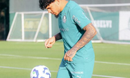 Gómez