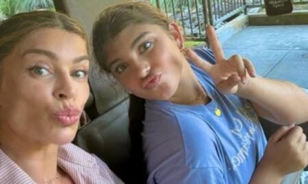 Grazi Massafera com sua filha Sofia