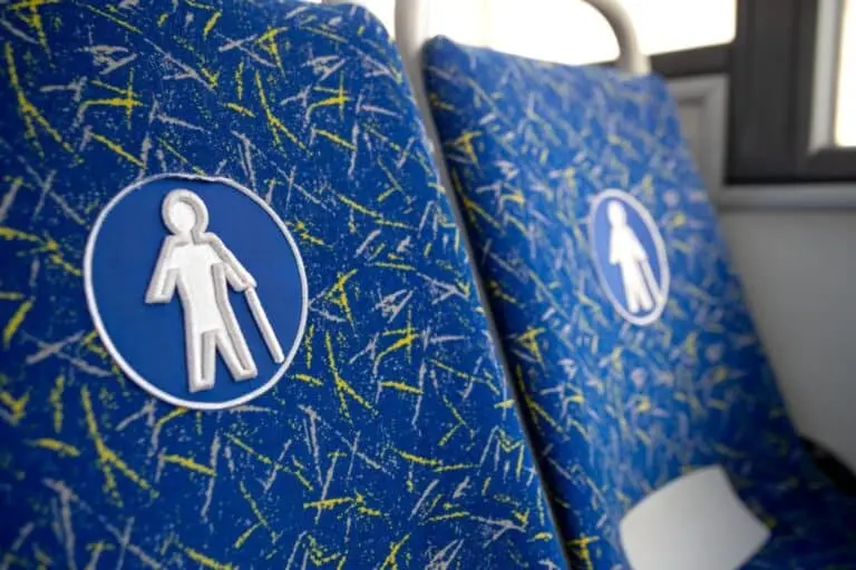 idoso ônibus