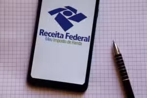 Como calcular o imposto devido na declaração do Imposto de Renda 2026 com a tabela oficial