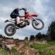 Enduro bike rider - Foto: homydesign/istockphoto.com
