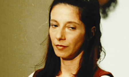 Marta soca espelho em ‘História de Amor’ desta terça (13); veja resumo e horário