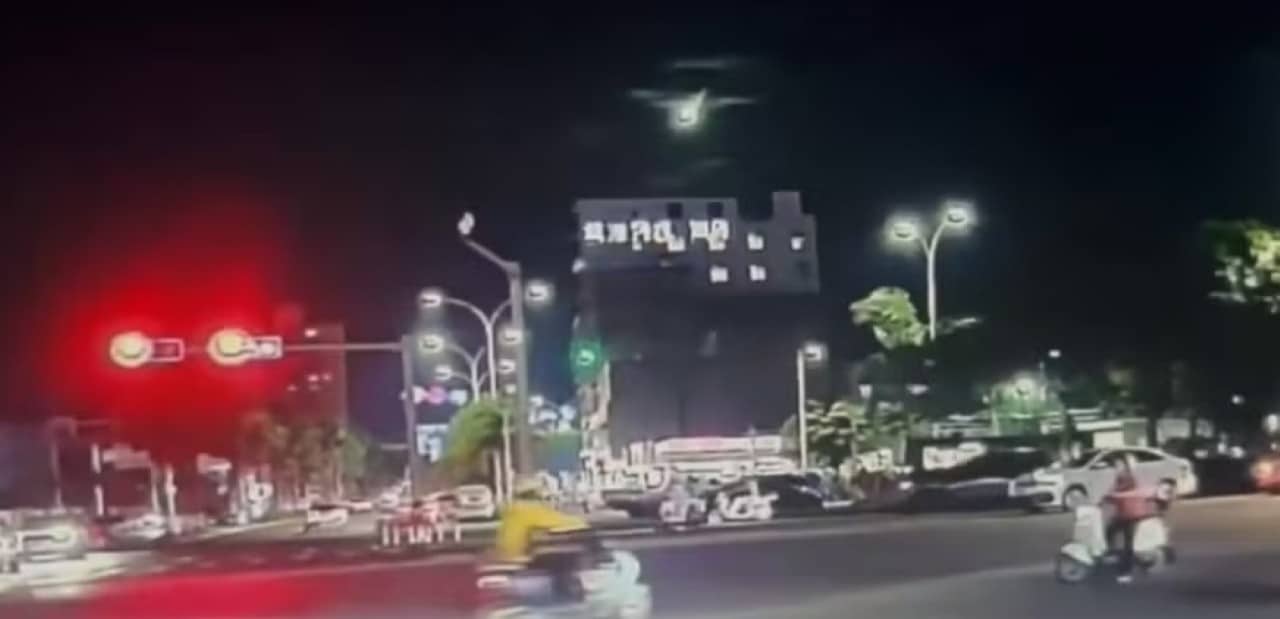 Meteoro na China faz noite virar dia