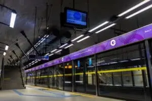 Falha na via interrompe serviço do Metrô em São Paulo nas linhas 1-Azul e 3-Vermelha em 19 de julho