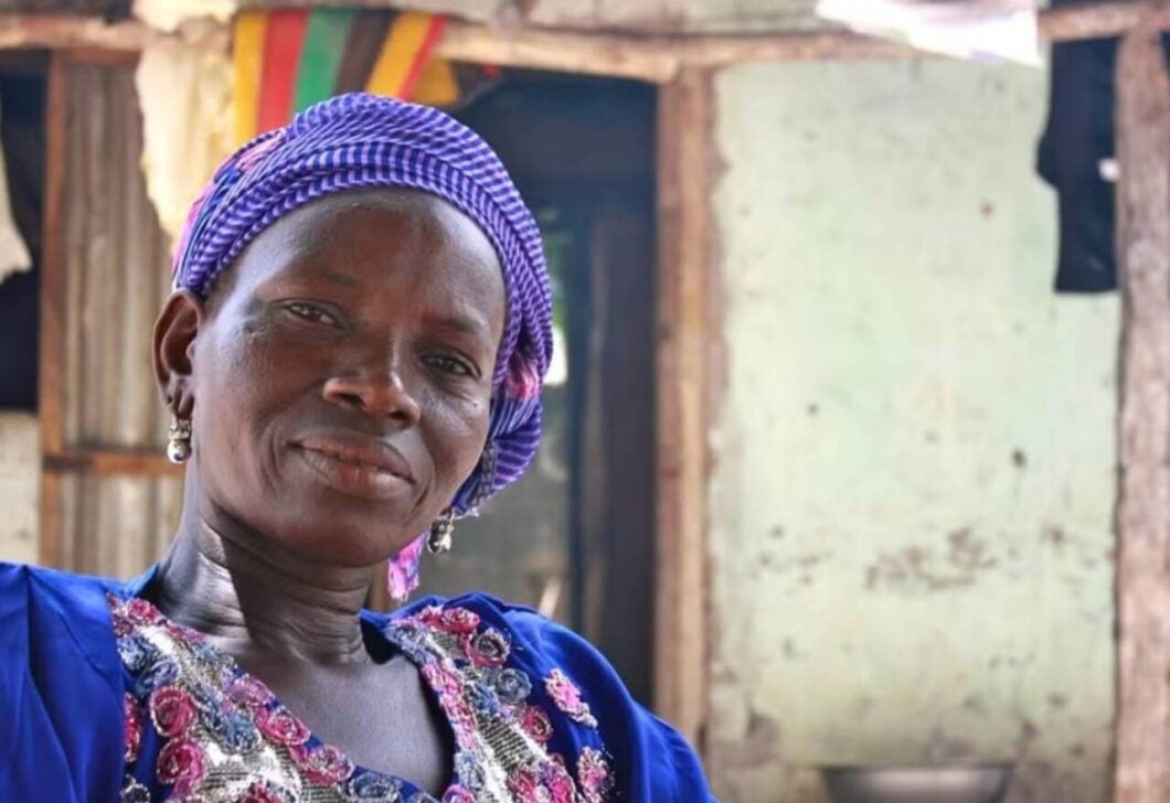 Mulher africana em termos biológicos, não existem raças com contorno definido, apenas um grande número de variações físicas entre os seres humanos — Foto Helen Groves para Pixabay