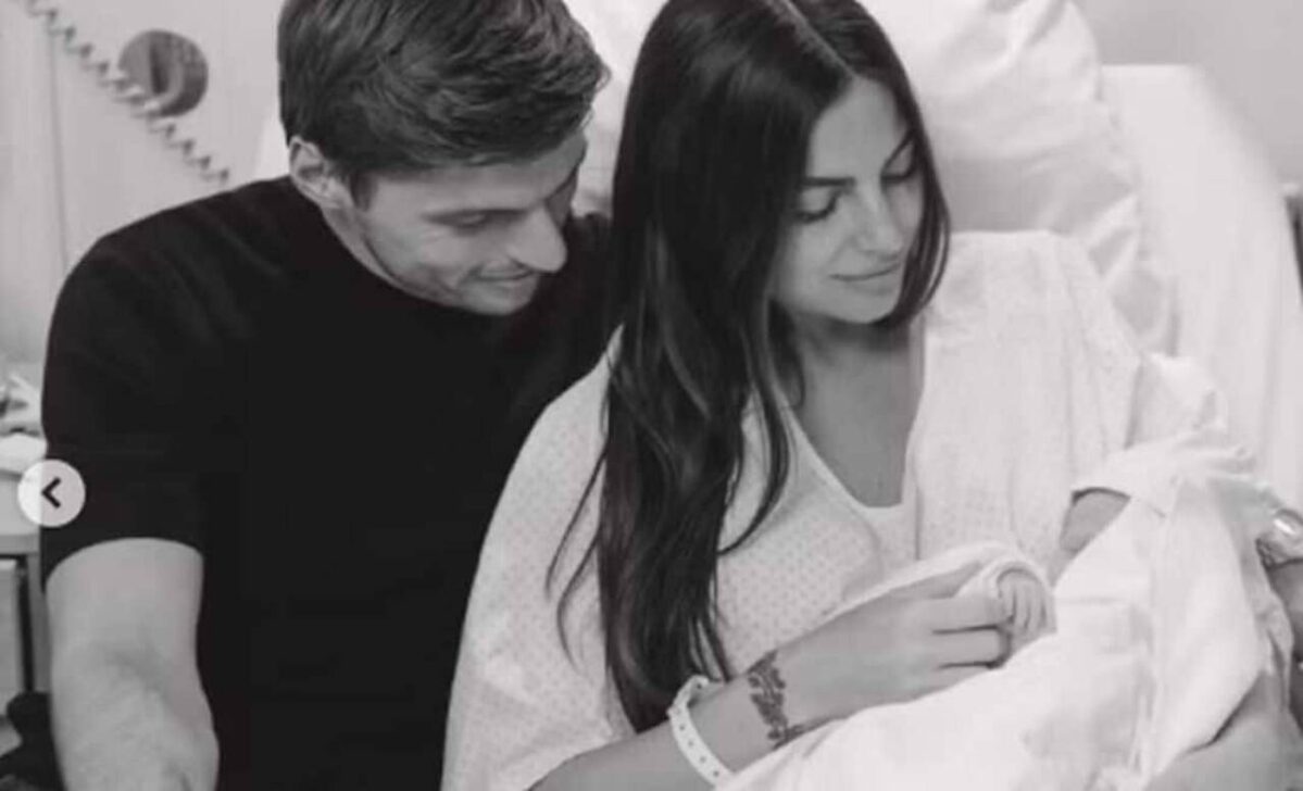 Nasceu Lily, filha de Max Verstappen e Kelly Piquet