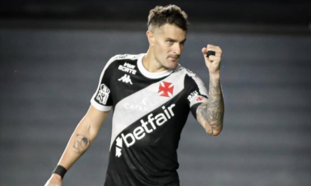 Vegetti brilha no Vasco e lidera artilharia do Brasil com 24 gols em 2025