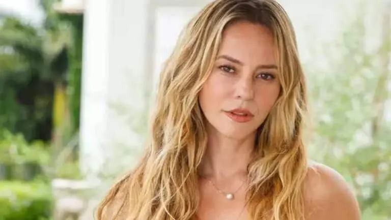 Paola Oliveira Globo