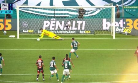 Rossi defende penalti